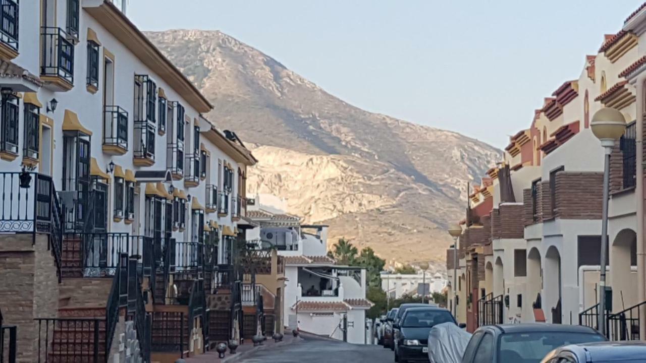 Excelente Habitacion En Bonita Y Tranquila Casa En Benalmadena Puebloアパートメント エクステリア 写真
