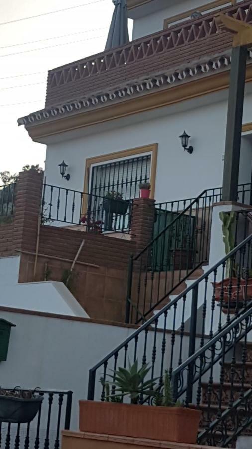 Excelente Habitacion En Bonita Y Tranquila Casa En Benalmadena Puebloアパートメント エクステリア 写真